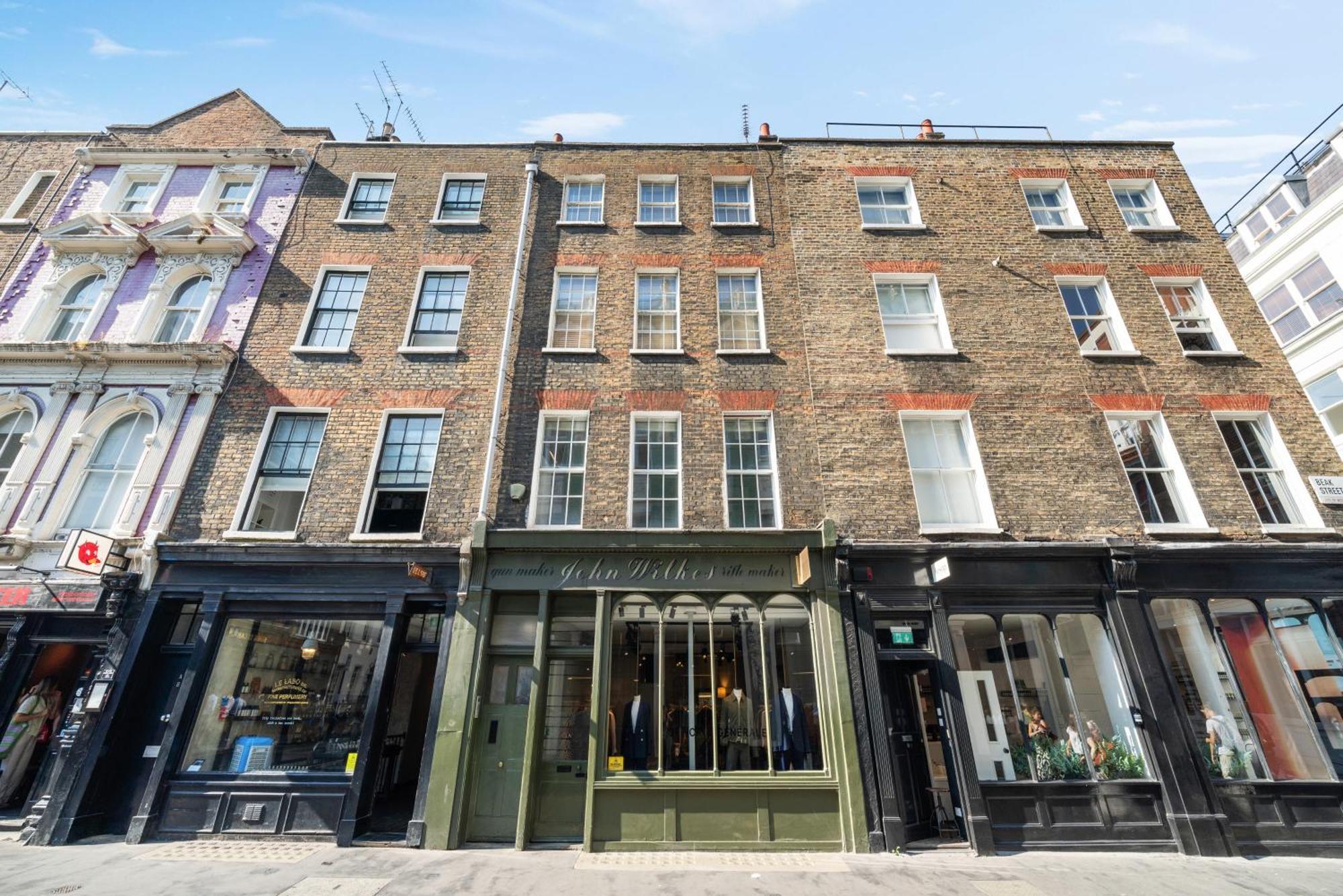 Superb One Bedroom Apartment In Soho ลอนดอน ภายนอก รูปภาพ
